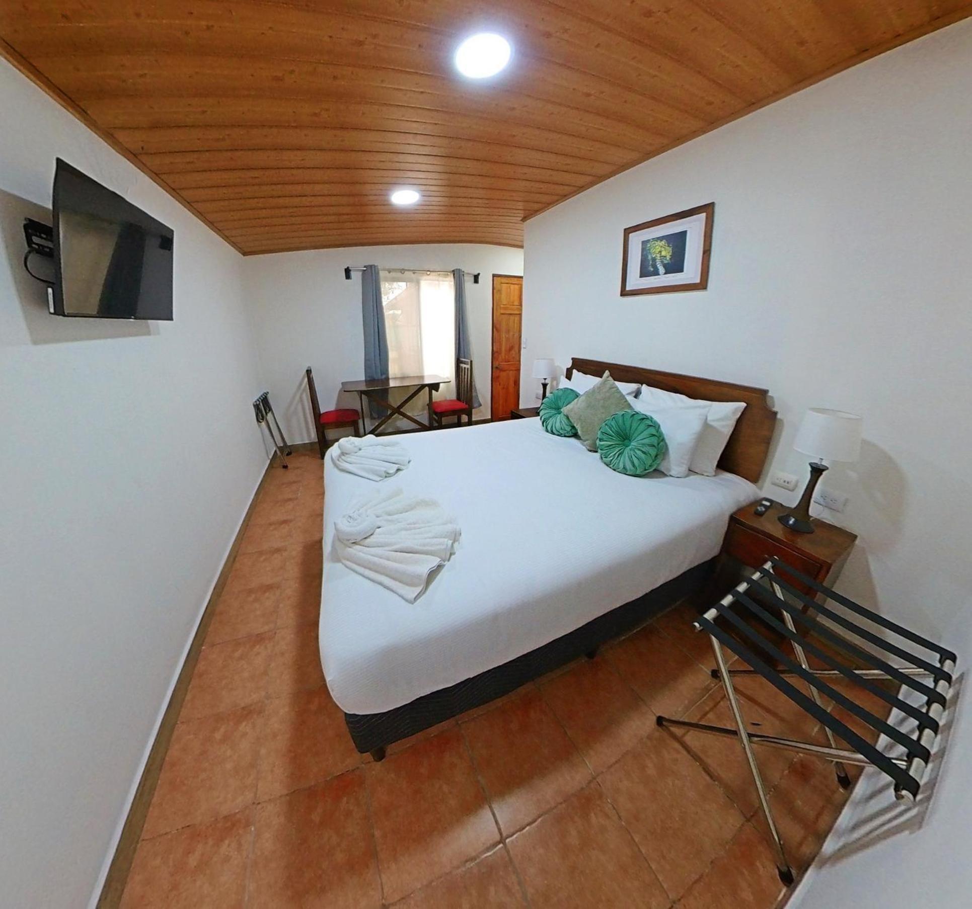Casa Jungle Monteverde B&B ภายนอก รูปภาพ