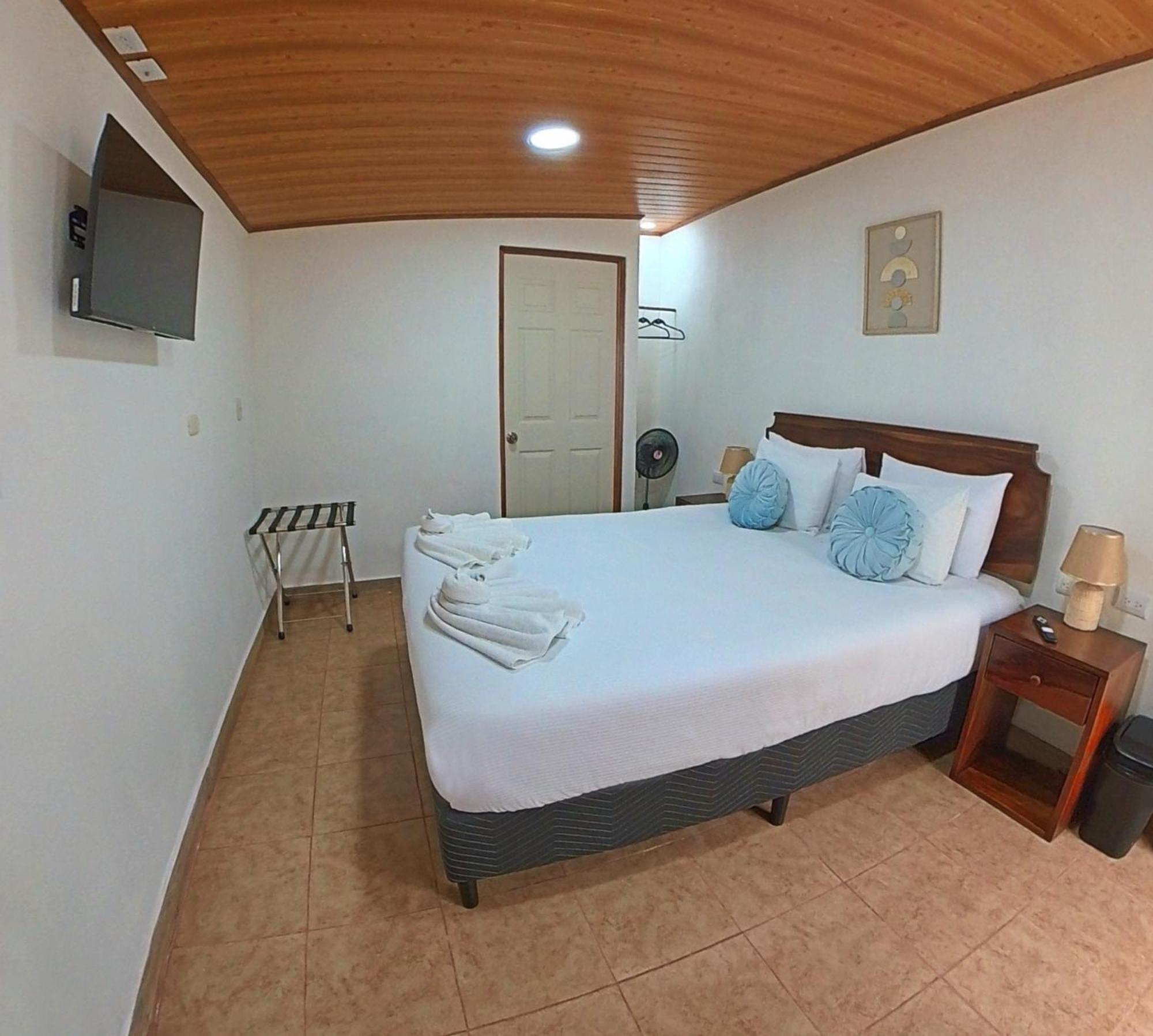 Casa Jungle Monteverde B&B ภายนอก รูปภาพ
